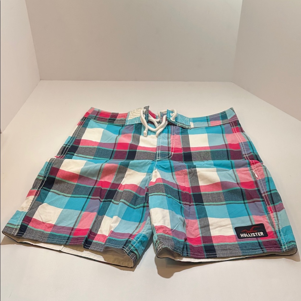 Hollister Men's Checkered Swim Shorts - Blue, Pink, and White